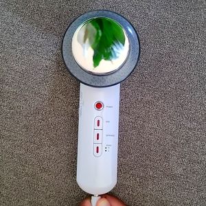 LIPO CAVITATION HAND HELD- USED 1X